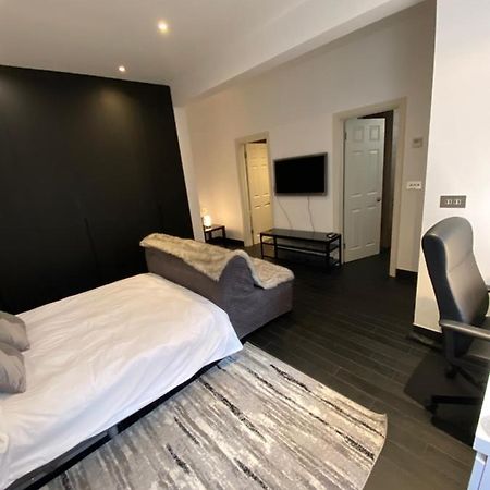 Ferienwohnung Beautiful Modern Studio In High Street Kensington London Exterior foto