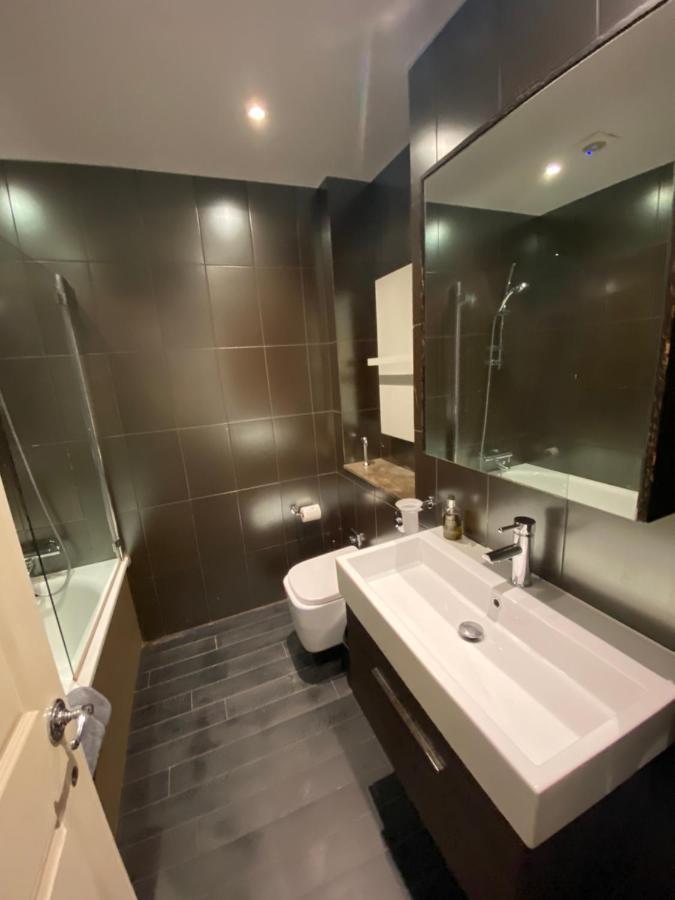Ferienwohnung Beautiful Modern Studio In High Street Kensington London Exterior foto